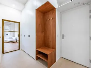Prodej bytu 2+kk, Praha - Smíchov, U Nikolajky, 51 m2