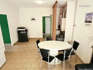 Prodej obchodního prostoru, Kralupy nad Vltavou - Mikovice, V Uličce, 235 m2