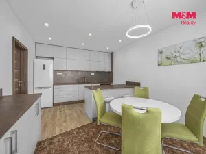 Pronájem bytu 2+kk, Hradec Králové - Nový Hradec Králové, Durychova, 47 m2