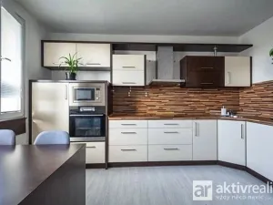 Pronájem bytu 1+1, Neratovice, Na Výsluní, 36 m2