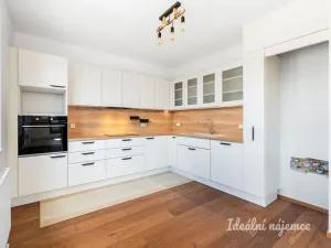 Pronájem bytu 4+kk, Horoměřice, Karla IV., 117 m2