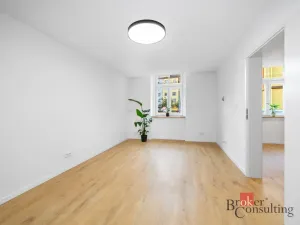 Prodej bytu 2+1, Plzeň - Jižní Předměstí, Dobrovského, 61 m2
