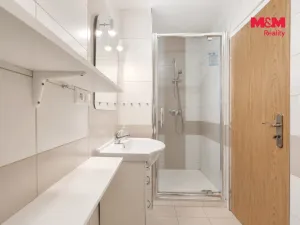 Prodej rodinného domu, Velké Karlovice, 245 m2