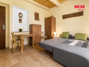 Prodej rodinného domu, Velké Karlovice, 245 m2