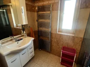 Prodej rodinného domu, Hronov - Zbečník, 160 m2