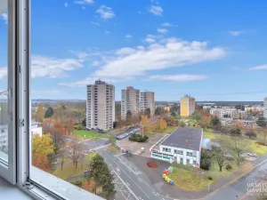 Pronájem bytu 2+kk, Hradec Králové, Veverkova, 36 m2