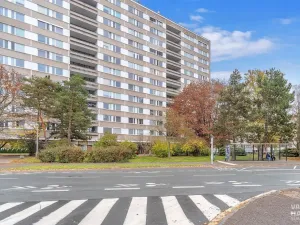 Pronájem bytu 2+kk, Hradec Králové, Veverkova, 36 m2