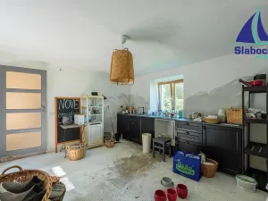 Prodej rodinného domu, Krupá, 285 m2