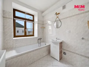 Prodej bytu 3+1, Dolní Čermná, 73 m2
