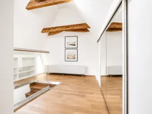 Prodej bytu 3+kk, Praha - Malá Strana, Malostranské náměstí, 117 m2