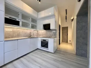 Pronájem bytu 2+1, Praha - Vinohrady, Vocelova, 83 m2