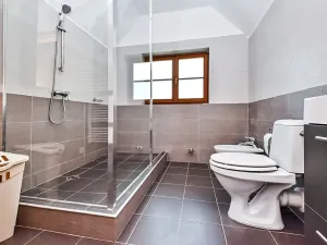 Prodej rodinného domu, Karlovy Vary, Slovenská, 162 m2