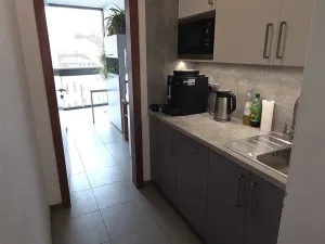Pronájem kanceláře, Pardubice - Zelené Předměstí, třída Míru, 24 m2