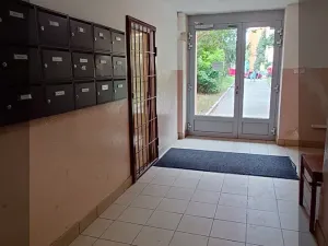 Prodej bytu 1+1, Praha - Kamýk, Zvolská, 35 m2