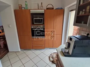 Pronájem bytu 2+kk, Pardubice, V Ráji, 46 m2