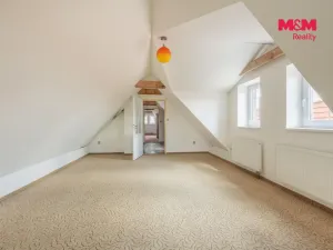 Prodej rodinného domu, Krakovec, 200 m2