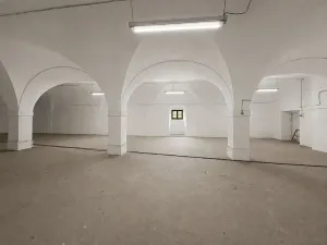 Pronájem skladu, Červené Pečky, Dr. Dvořáka, 605 m2