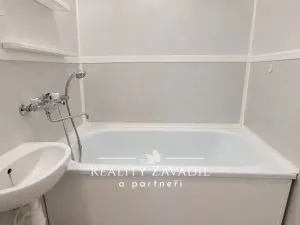 Prodej bytu 4+1, Krnov, SPC H, 75 m2
