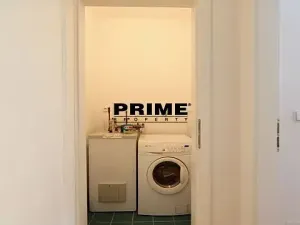 Pronájem bytu 3+1, Praha - Nové Město, Odborů, 81 m2