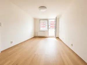 Pronájem bytu 2+kk, Kladno, Polská, 41 m2