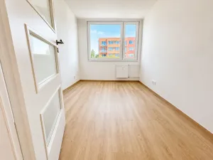 Pronájem bytu 2+kk, Kladno, Polská, 41 m2