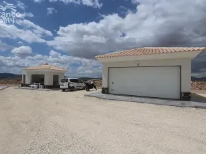 Prodej rodinného domu, Pinoso, Alicante, Španělsko, 180 m2