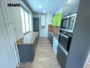 Pronájem bytu 2+1, Kolín, Na Magistrále, 50 m2