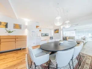 Prodej rodinného domu, Praha - Újezd nad Lesy, Hulická, 420 m2