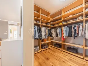 Prodej rodinného domu, Praha - Újezd nad Lesy, Hulická, 420 m2