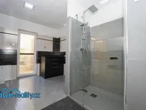 Prodej rodinného domu, Mikulovice, Dlouhá, 200 m2