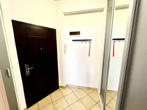 Pronájem bytu 2+kk, Praha - Střešovice, Za Hládkovem, 40 m2