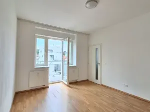 Pronájem bytu 2+1, Praha - Smíchov, Podbělohorská, 42 m2