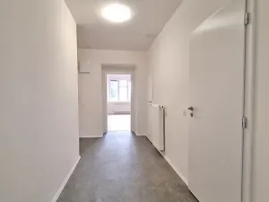 Pronájem bytu 2+kk, Praha - Holešovice, Malá Plynární, 49 m2