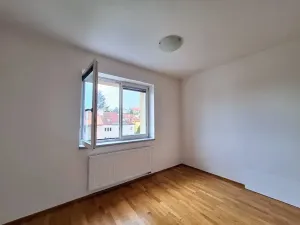 Pronájem bytu 2+kk, Praha - Smíchov, Fráni Šrámka, 43 m2
