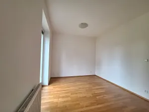 Pronájem bytu 2+kk, Praha - Smíchov, Fráni Šrámka, 43 m2