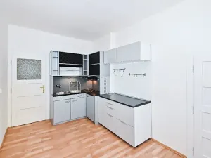 Pronájem bytu 2+kk, Praha - Nusle, U křížku, 45 m2