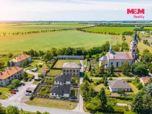 Prodej pozemku pro bydlení, Dvory - Veleliby, 619 m2