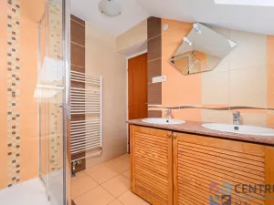 Prodej rodinného domu, Jablonec nad Nisou - Mšeno nad Nisou, U Zahrádek, 261 m2