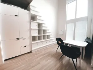 Pronájem bytu 2+kk, Praha - Libeň, Novovysočanská, 40 m2
