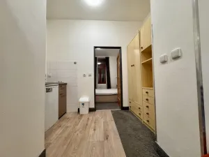 Pronájem bytu 2+kk, Praha - Smíchov, U Santošky, 50 m2
