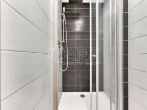 Pronájem bytu 1+kk, Praha - Hloubětín, Za černým mostem, 35 m2