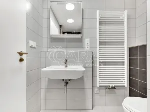 Pronájem bytu 1+kk, Praha - Hloubětín, Za černým mostem, 35 m2