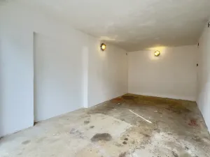Pronájem garáže, Třebíč, Kubišova, 19 m2