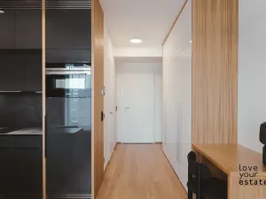 Prodej bytu 1+kk, Praha - Bubeneč, Vítězné náměstí, 35 m2