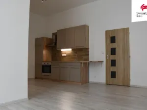 Pronájem bytu 2+kk, Meziboří, nám. 8. května, 54 m2