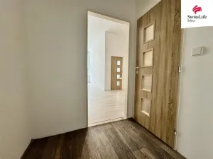 Pronájem bytu 2+kk, Meziboří, nám. 8. května, 54 m2