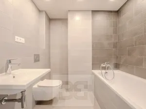 Pronájem bytu 2+kk, Praha - Vysočany, Střídavá, 56 m2