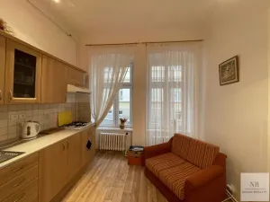 Prodej bytu 2+1, Karlovy Vary, Tylova, 70 m2