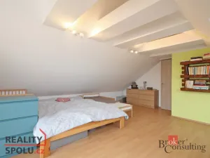Prodej bytu 3+kk, Jinočany, Smetanova, 74 m2
