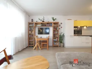 Prodej bytu 3+kk, Jinočany, Smetanova, 74 m2
